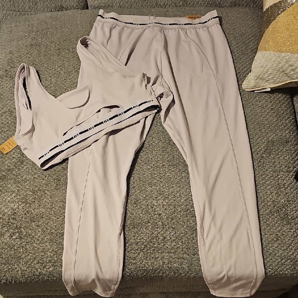 PINK Victoria's Secret (SET) Light Lavender Leggings & Sports Bra